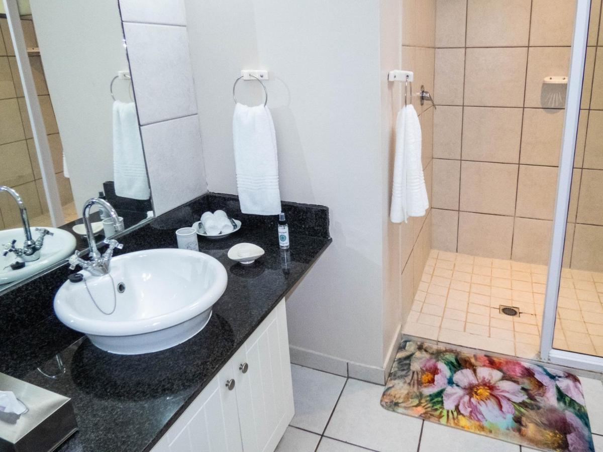 Sheilan House Hotel Port Alfred Ngoại thất bức ảnh